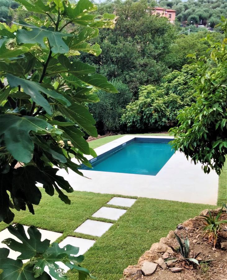 Agriturismo Oltrealmare Civezza Exterior photo